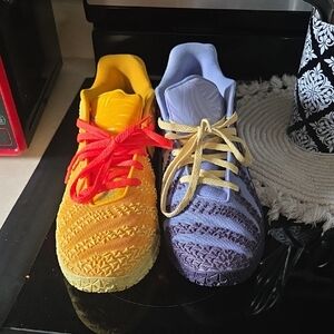 Nike Athletic Shoes in Yellow and Purple